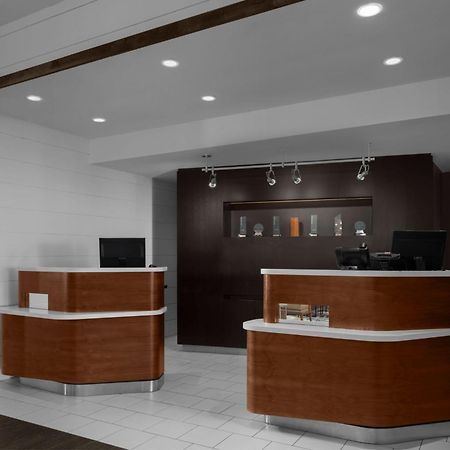 Courtyard By Marriott Charleston Summerville Exterior photo