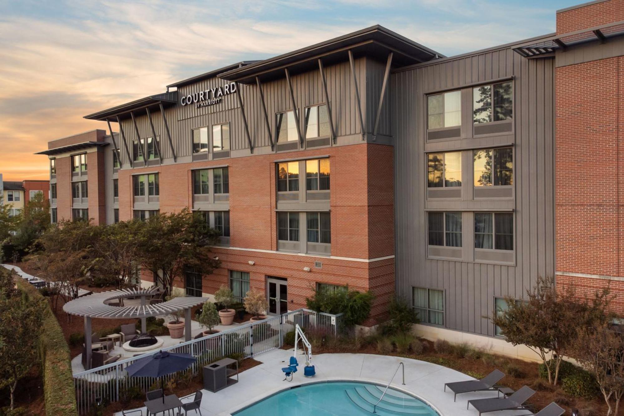 Courtyard By Marriott Charleston Summerville Exterior photo
